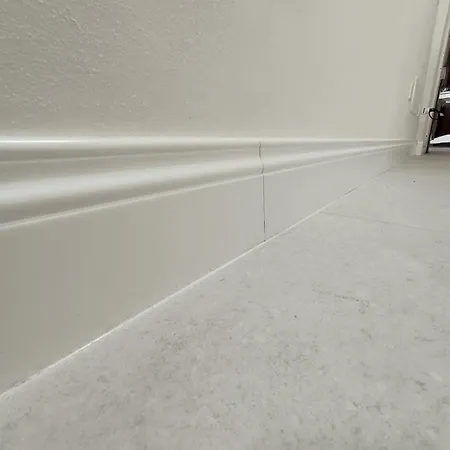 Ruffoli-home A 300 M Dal Mare Rosignano Solvay