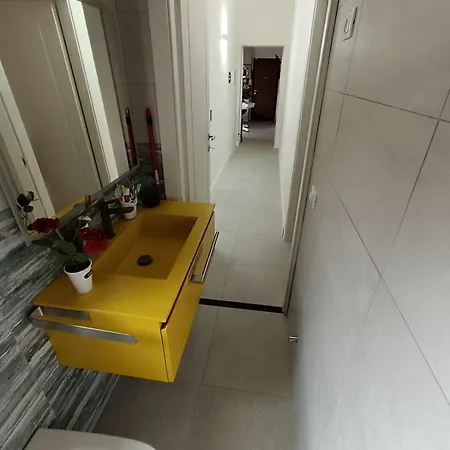 Lejlighed Ruffoli-home A 300 M Dal Mare