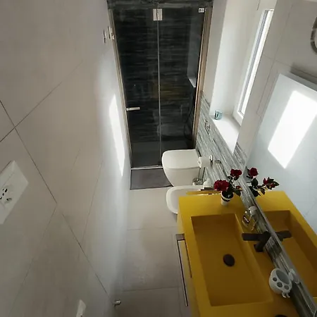 Lejlighed Ruffoli-home A 300 M Dal Mare